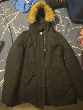 Bluenotes Black Parka, Women’s Medium